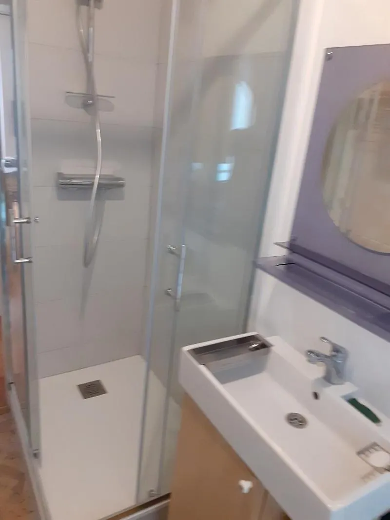 Appartement Petroff Parigi 0*,